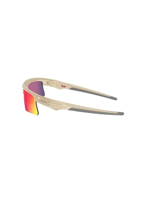 Oakley Bisphaera Speed Rectangular Sunglasses in Cream.