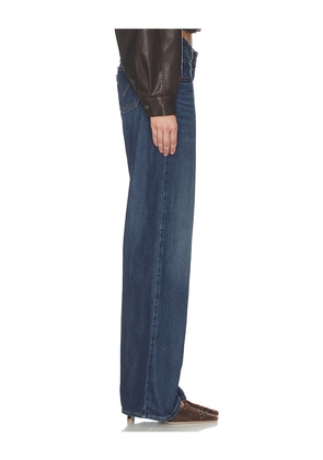 LEVI'S Low Loose in Blue. Size 25. Also in 24, 26, 27, 28, 29, 30, 31, 32.