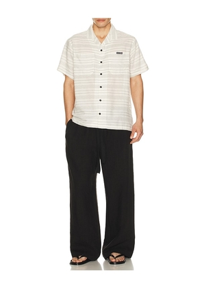Maui and Sons Terra Nova Short Sleeve Shirt in Cream. Size L. Also in S, M, XL/1X.