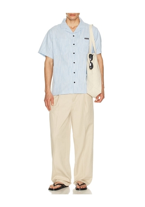 Maui and Sons Ashline Short Sleeve Shirt in Baby Blue. Size L. Also in S, M, XL/1X.