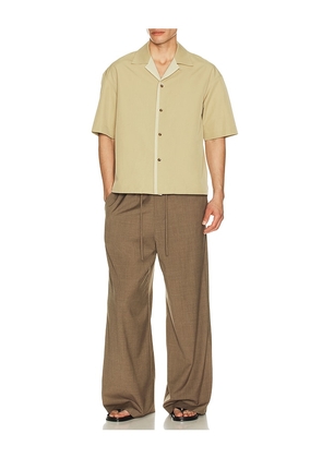 Le17Septembre Open Collar Short Sleeve Shirt in Beige. Size 46. Also in 48, 50.