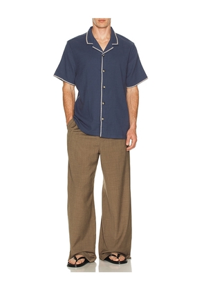 Marine Layer Embroidered Resort Shirt in Blue. Size L. Also in S, M, XL/1X.