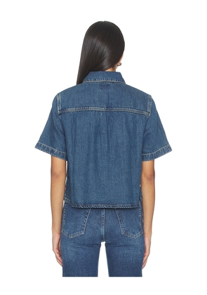 LEVI'S Logan Short Sleeve Denim Shirt in Blue. Size L. Also in XS, M, XL.