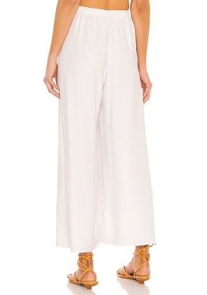 Show Me Your Mumu Kick Back Pants in White. Size S. Also in XS, M, L, XL.