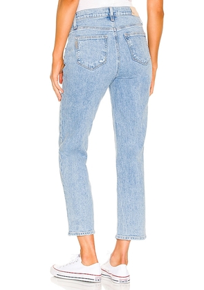 PAIGE Maternity Noella Straight Jeans in Denim-Light. Size 26. Also in 24, 25, 27, 28, 29, 30, 31, 32, 33, 34.