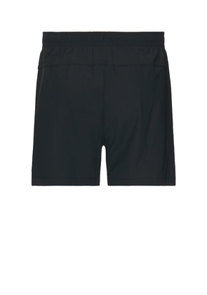 Rhone 5 Pursuit Short in White. Size M. Also in S, L, XL/1X, XXL/2X.