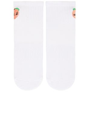 Souls. Peach Grip Socks in White. Size S/M. Also in M/L.