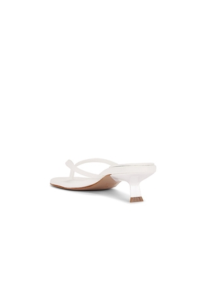 Schutz Carolyn Sandal in White. Size 6. Also in 8.5, 9.5, 10.