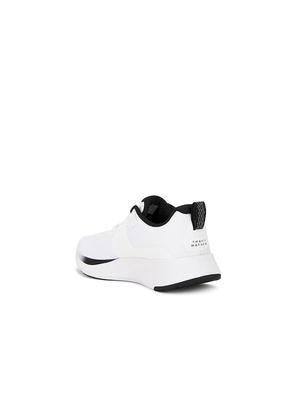 TravisMathew The Nuage Sneakers in White. Size 11. Also in 8, 9, 13.
