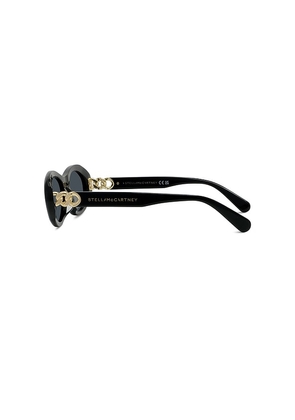 Stella McCartney Falabella Sunglasses in Black.