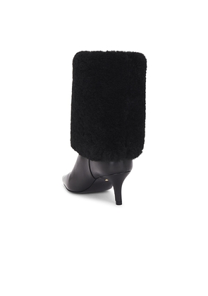 RAYE Vail Boot in Black. Size 5.5. Also in 10, 6.5, 7, 7.5, 8.