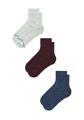 Stance Icon Quarter 3 Pack Socks in Blue. Size M. Also in L.