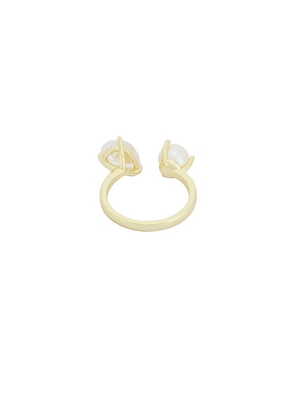 SHASHI Toi Et Moi Ring in Metallic Gold. Size 6. Also in 5, 7, 8.