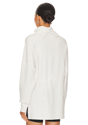 Varley Freya Sweatshirt in Ivory. Size M. Also in S, XS, L, XL.