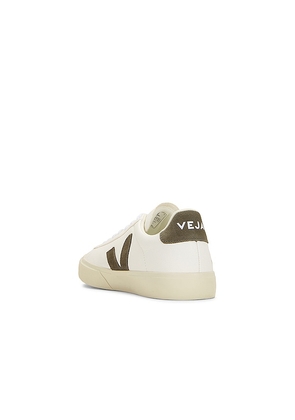 Veja Campo Sneakers in White. Size 41. Also in 40.