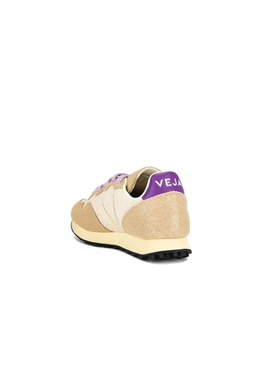 Veja SDU Rec Sneaker in Beige. Size 39. Also in 37.