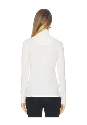 We Norwegians x Markarian ZipUp Sweater in Cream. Size M. Also in L, S, XS.
