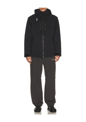 Whitespace 2L Insulated Cargo Jacket in Black. Size M. Also in S, L, XL/1X, XXL/2X.