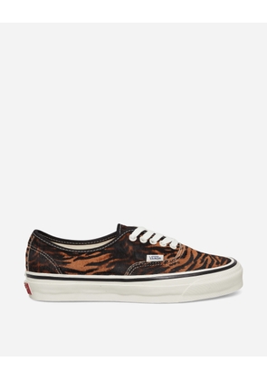 Premium Authentic 44 Pony Hair Sneakers Tiger / Black