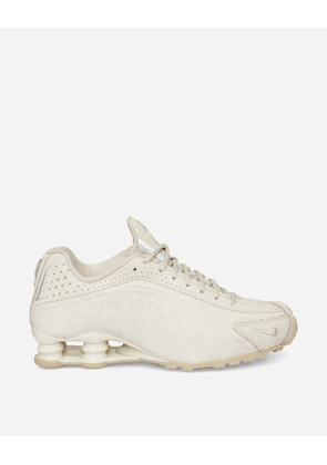 Shox R4 Sneakers Natural / Metallic Silver