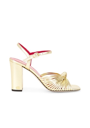 Valentino Garavani VG Annet 90 Sandal in Antique Brass Light - Metallic Gold. Size 36 (also in 36.5, 37, 37.5, 38.5, 39, 39.5, 41).