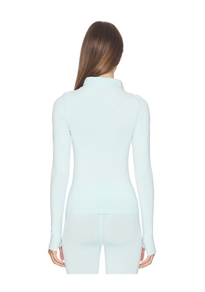 CORDOVA Vail Baselayer Top in Baby Blue. Size M/L. Also in XS/S.