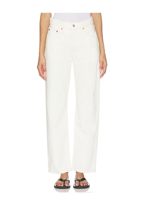 LEVI'S Easy Dad in White. Size 24. Also in 25, 26, 27, 28, 29, 30, 31, 32.