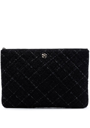CHANEL Pre-Owned 2016-2017 Large Quilted Tweed and Lambskin Camellia O Case clutch bag - Black