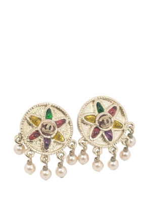 CHANEL Pre-Owned 2007 CC Gold Plated Gripoix and Faux Pearl Flower Clip On Earrings costume earrings