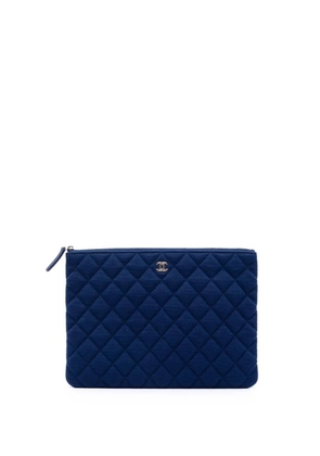 CHANEL Pre-Owned 2019 Medium Quilted Jersey O Case clutch bag - Blue