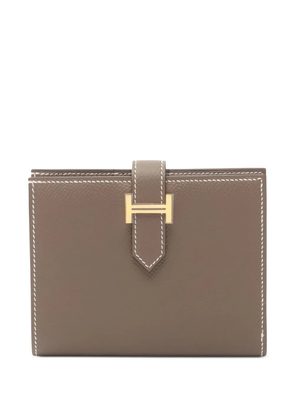 Hermès Pre-Owned 2024 Bearn Compact Etoupe bifold grained-leather wallet - Brown