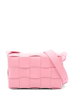 Bottega Veneta Pre-Owned 2010s small Cassette woven leather shoulder bag - Pink