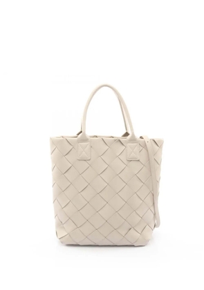 Bottega Veneta Pre-Owned 2012-2025 Maxi Intreccio tote bag - White