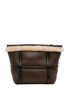 Bottega Veneta Pre-Owned 2021-2025 Shearling Trimmed Leather clutch bag - Brown