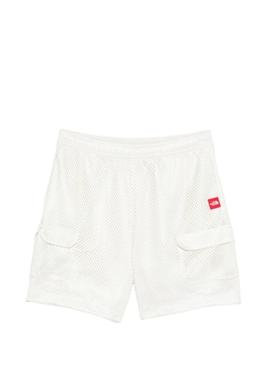 The North Face mesh cargo shorts - White