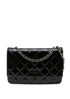 CHANEL Pre-Owned 2012-2013 CC Quilted Patent Wallet On Chain crossbody bag - Black