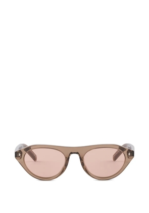 Prada Eyewear Prada sunglasses with the iconic metal plaque - Brown