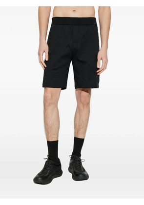 Moose Knuckles logo-detail cargo shorts - Black