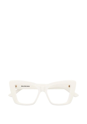 Balenciaga Eyewear cat-eye glasses - White