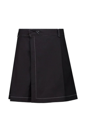 GmbH Qalbi stitch pocket shorts - Black