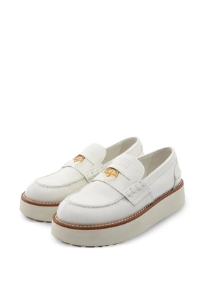 Miu Miu Pre-Owned 2000s platform leather loafers - White