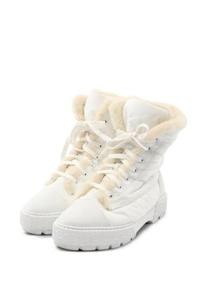 Hermès Pre-Owned 2000s boa fabric boots - White