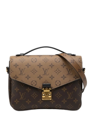 Louis Vuitton Pre-Owned 2021-2025 Monogram Reverse Pochette Metis satchel - Brown