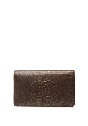 CHANEL Pre-Owned 2011 CC Caviar Bifold Wallet long wallets - Brown