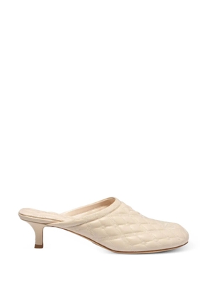 Burberry quilted mules - Neutrals