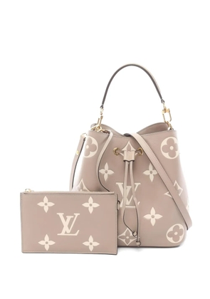 Louis Vuitton Pre-Owned 2010 Neo Noe MM handbag - Neutrals