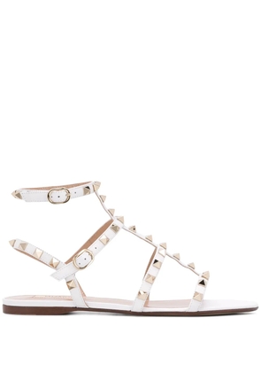 Valentino Garavani Rockstud flat sandals - White