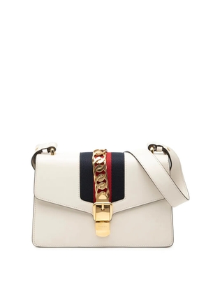 Gucci Pre-Owned 2016-2026 Small Leather Sylvie Web satchel - White
