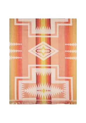Pendleton geometric-print fringed travel towel - Orange
