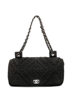CHANEL Pre-Owned 2004-2005 Classic Flap logo shoulder bag - Black